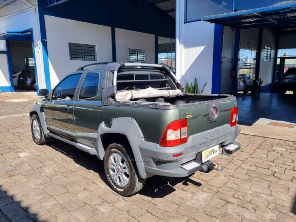 FIAT - STRADA - 2010/2011 - Verde - R$ 47.000,00