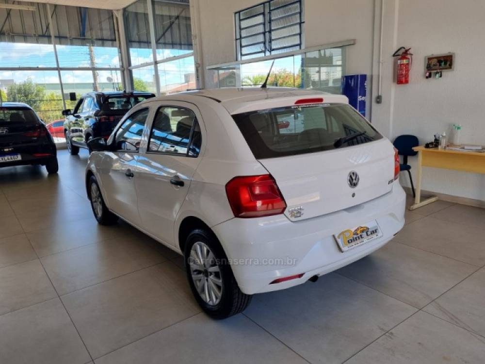 VOLKSWAGEN - GOL - 2018/2018 - Branca - R$ 46.900,00