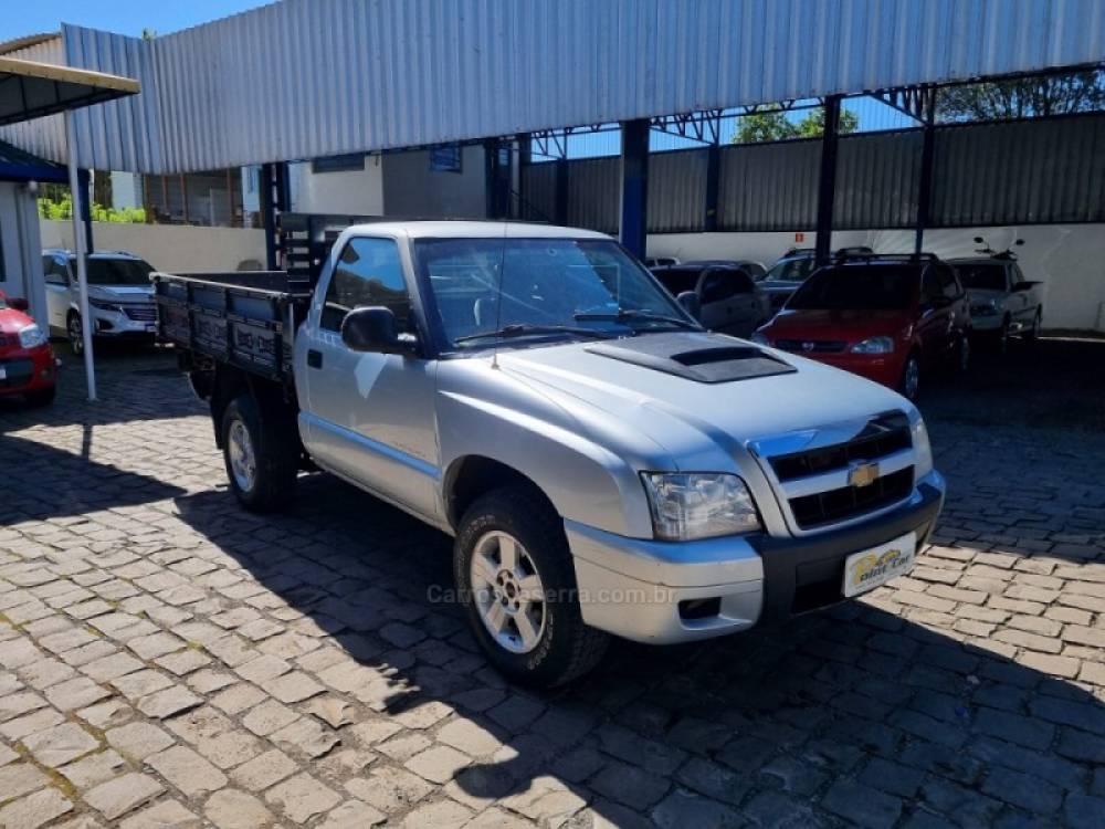 CHEVROLET - S10 - 2009/2010 - Prata - R$ 54.000,00