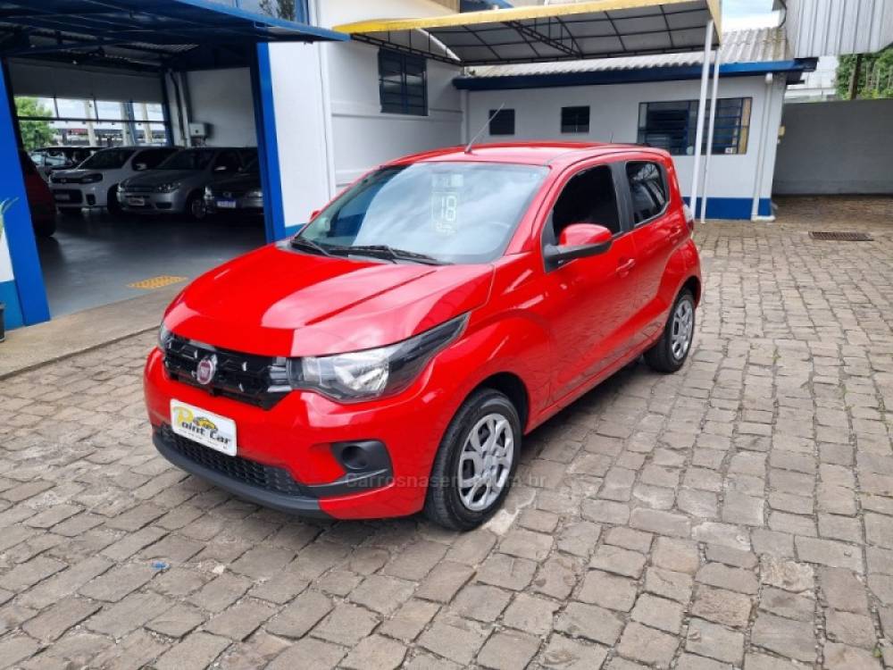 FIAT - MOBI - 2017/2018 - Vermelha - R$ 42.500,00