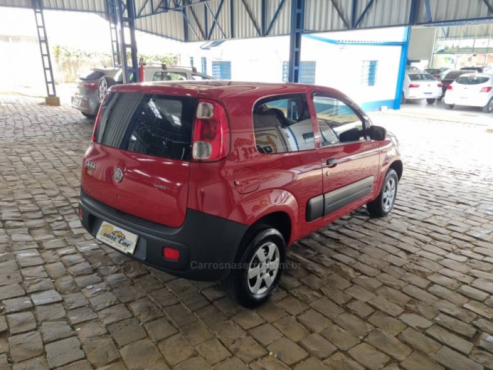 FIAT - UNO - 2013/2013 - Vermelha - R$ 24.900,00