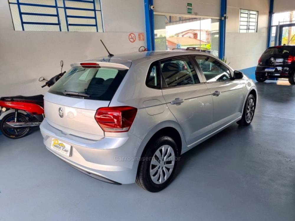 VOLKSWAGEN - POLO - 2019/2020 - Prata - R$ 62.900,00