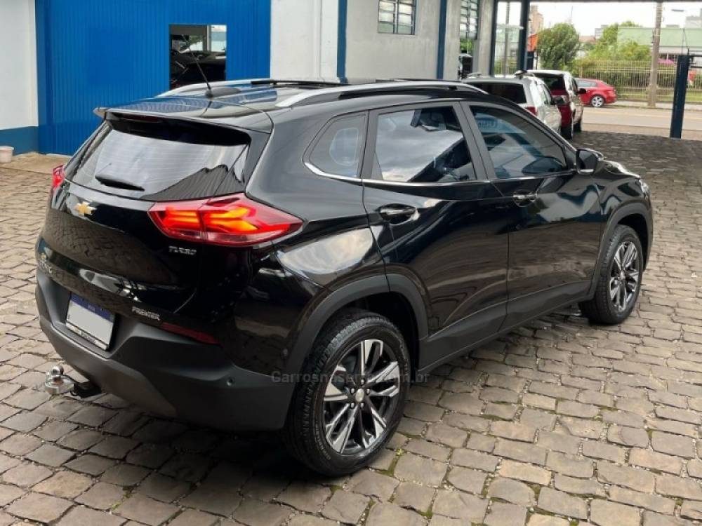 CHEVROLET - TRACKER - 2022/2023 - Preta - R$ 120.900,00