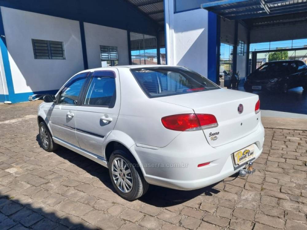 FIAT - SIENA - 2010/2011 - Branca - R$ 26.900,00