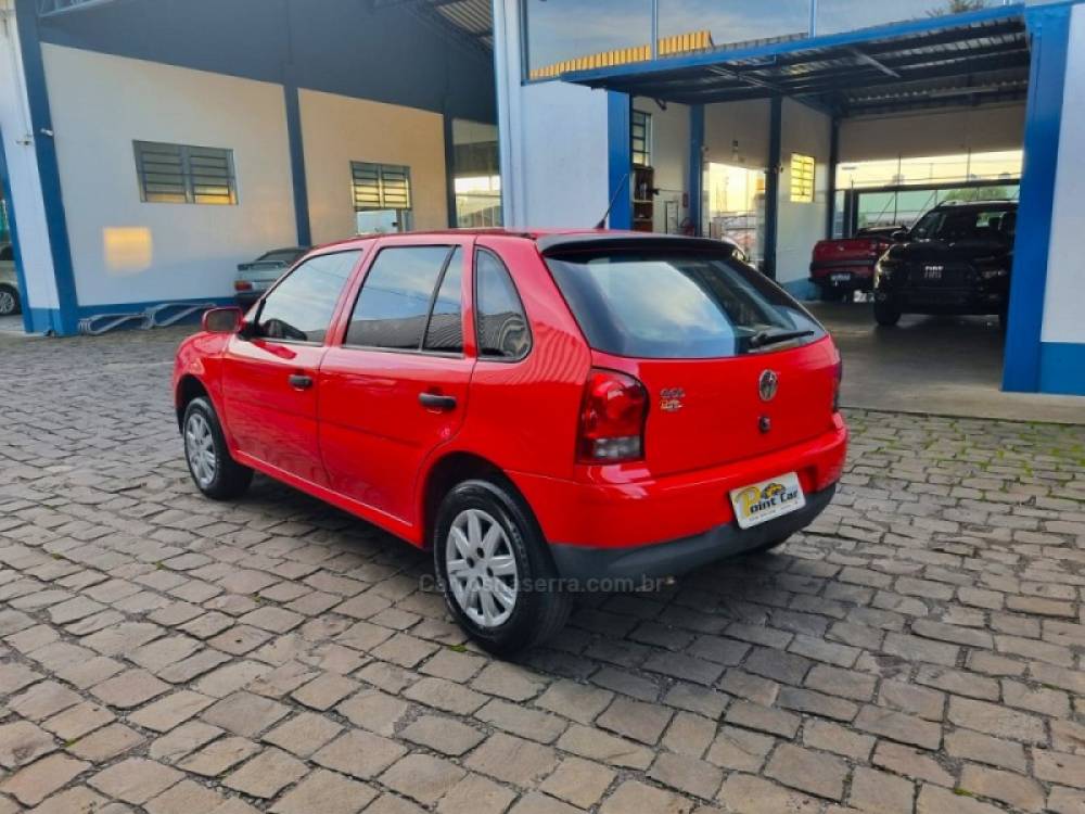 VOLKSWAGEN - GOL - 2009/2010 - Vermelha - R$ 22.000,00