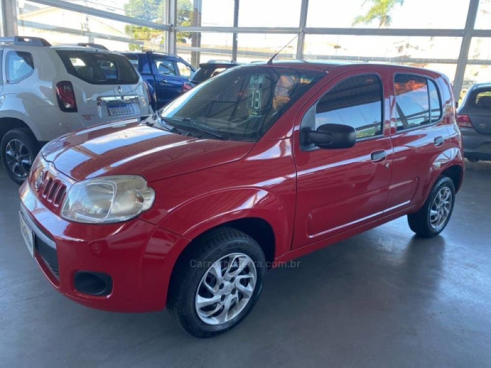 FIAT - UNO - 2013/2013 - Vermelha - R$ 30.900,00