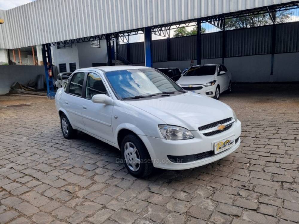 CHEVROLET - CLASSIC - 2012/2013 - Branca - R$ 25.900,00