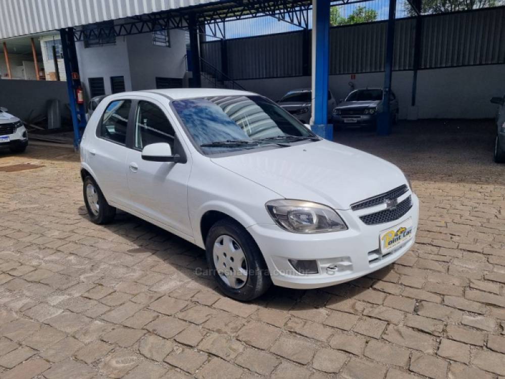 CHEVROLET - CELTA - 2014/2015 - Branca - R$ 34.900,00