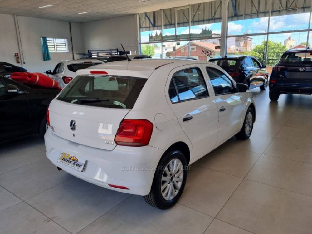 VOLKSWAGEN - GOL - 2018/2018 - Branca - R$ 46.900,00