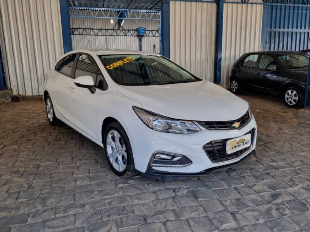 CHEVROLET - CRUZE - 2018/2018 - Branca - R$ 84.900,00