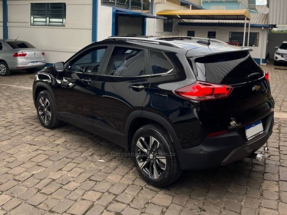 CHEVROLET - TRACKER - 2022/2023 - Preta - R$ 120.900,00