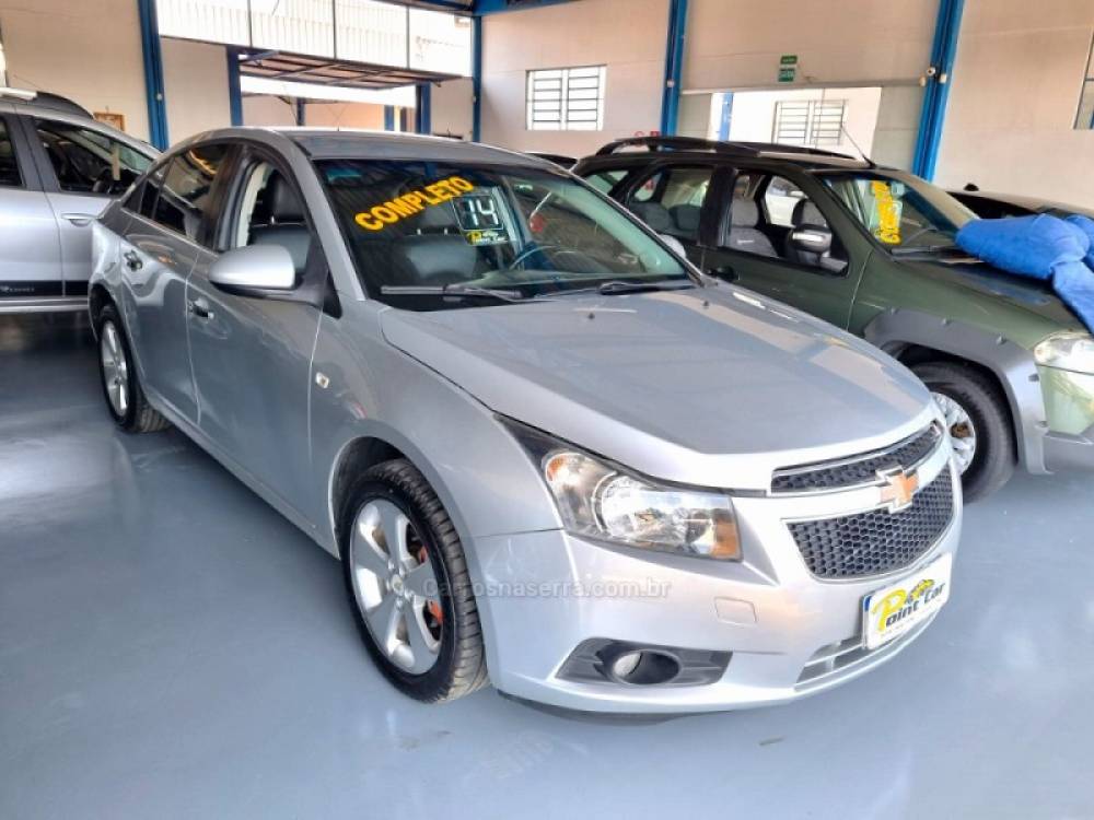 CHEVROLET - CRUZE - 2014/2014 - Prata - R$ 60.500,00