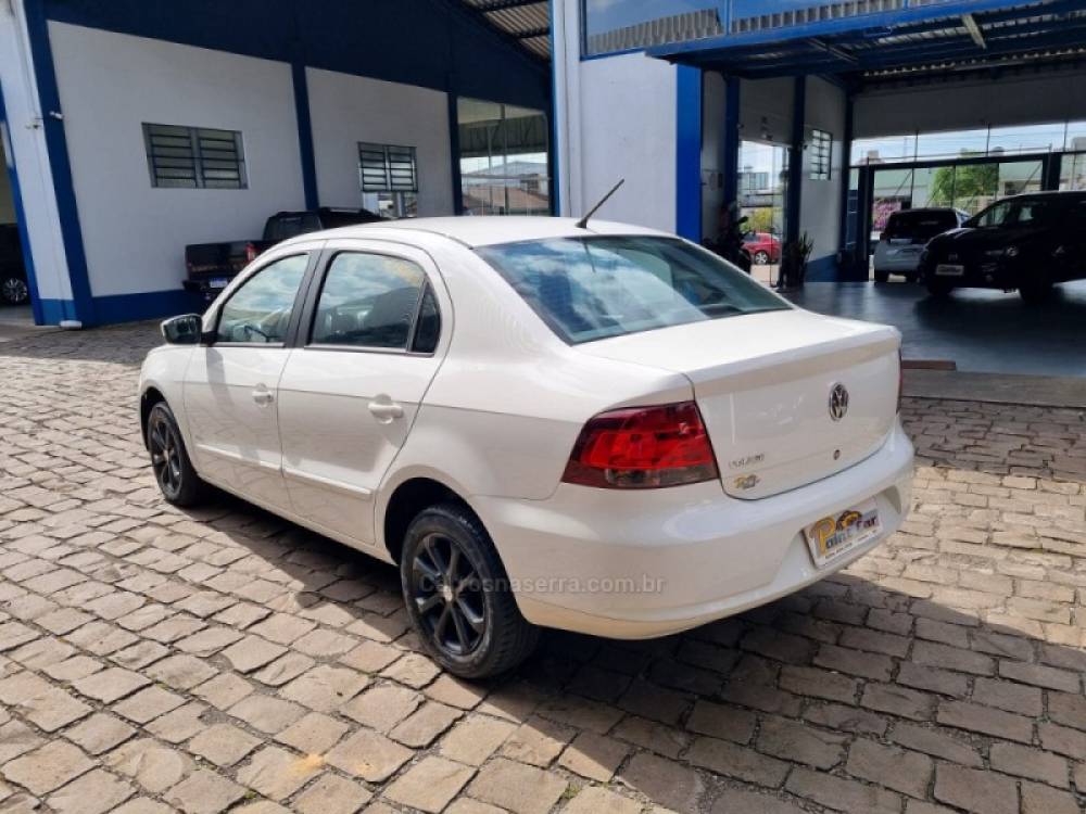 VOLKSWAGEN - VOYAGE - 2012/2012 - Branca - R$ 28.900,00