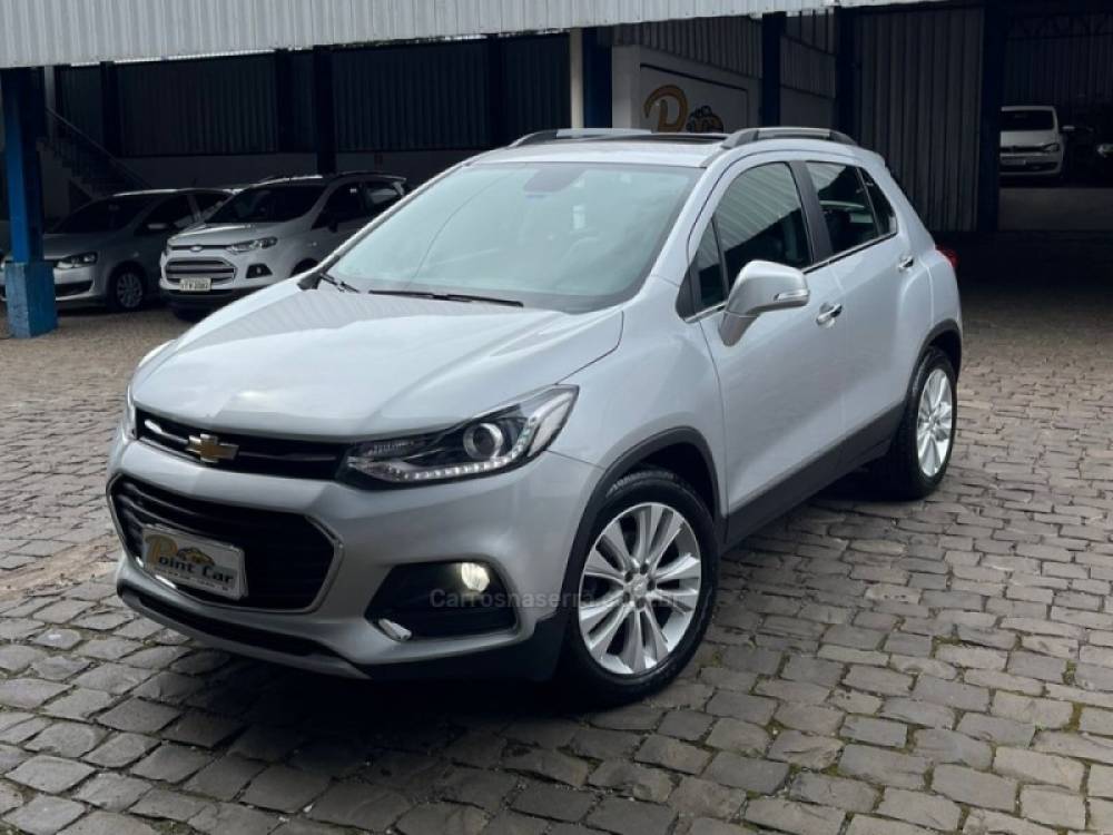 CHEVROLET - TRACKER - 2019/2019 - Prata - R$ 92.500,00