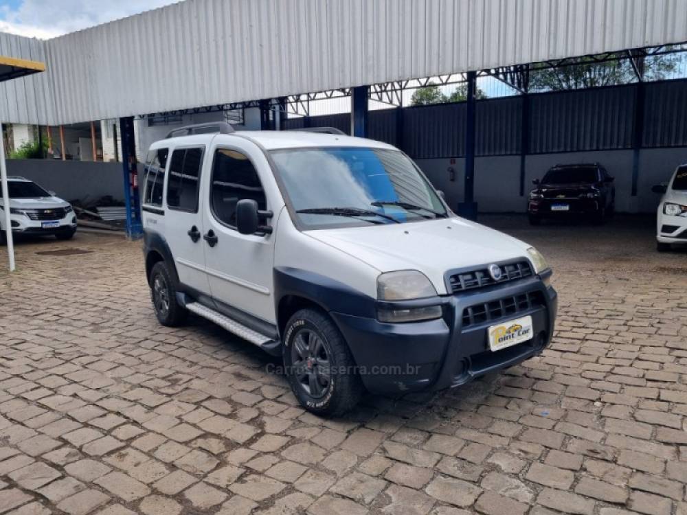 FIAT - DOBLÓ - 2006/2007 - Branca - R$ 23.500,00