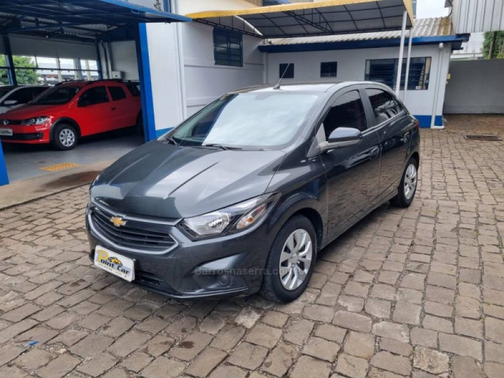 CHEVROLET - ONIX - 2016/2017 - Cinza - R$ 52.500,00