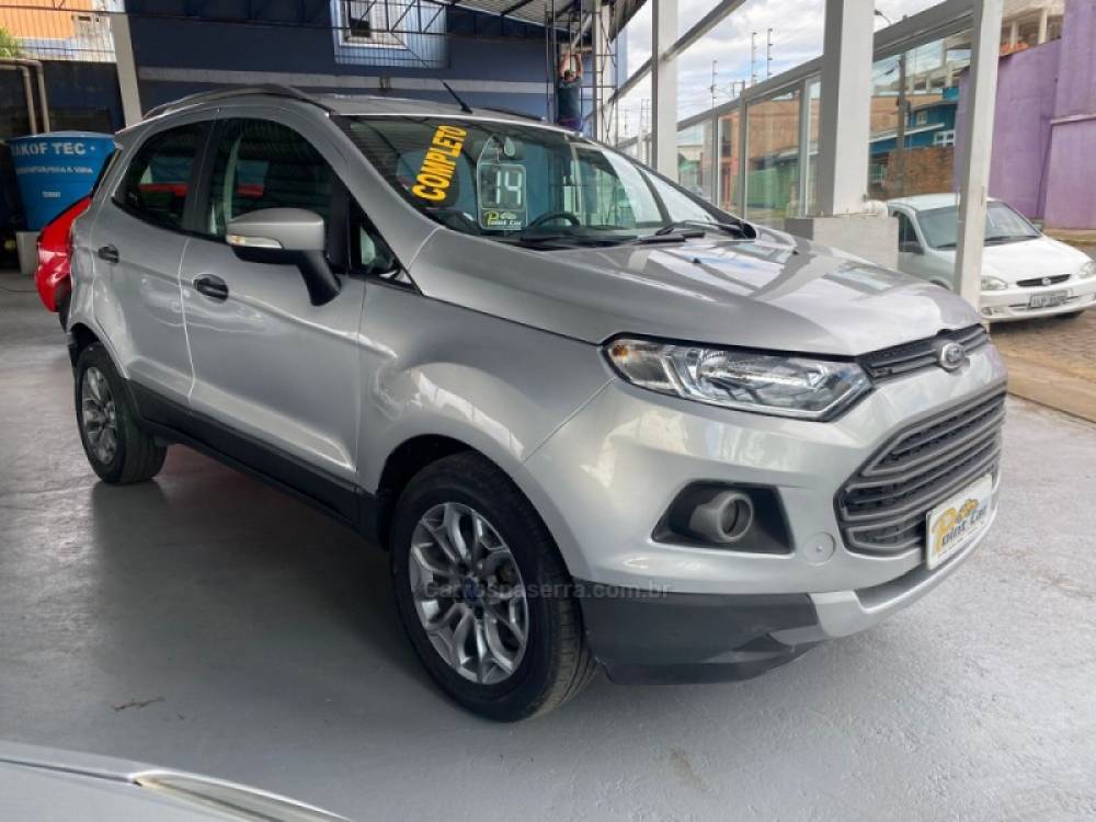 FORD - ECOSPORT - 2013/2014 - Prata - R$ 53.900,00