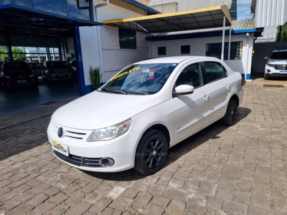 VOLKSWAGEN - VOYAGE - 2012/2012 - Branca - R$ 28.900,00