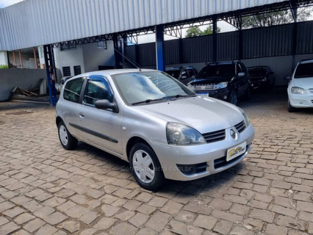 RENAULT - CLIO - 2010/2011 - Prata - R$ 16.900,00