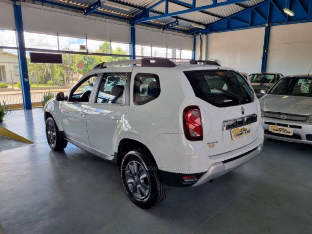 RENAULT - DUSTER - 2018/2019 - Branca - R$ 68.900,00