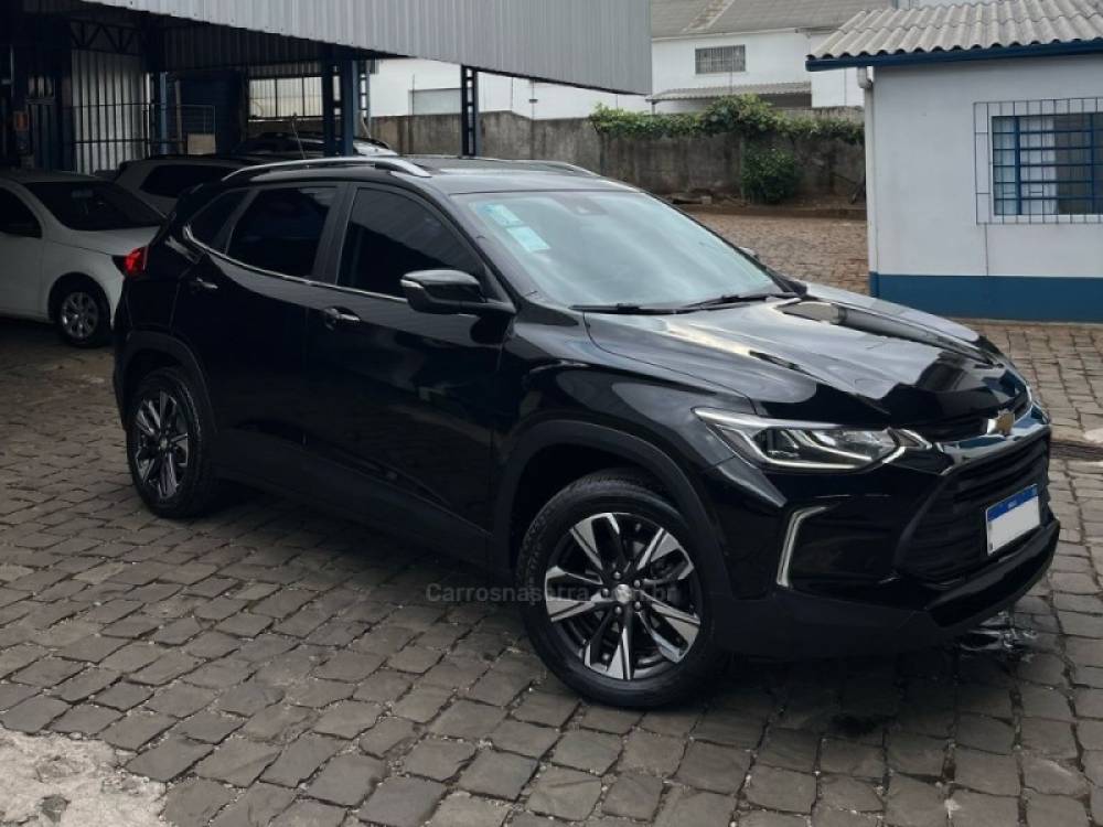 CHEVROLET - TRACKER - 2022/2023 - Preta - R$ 120.900,00