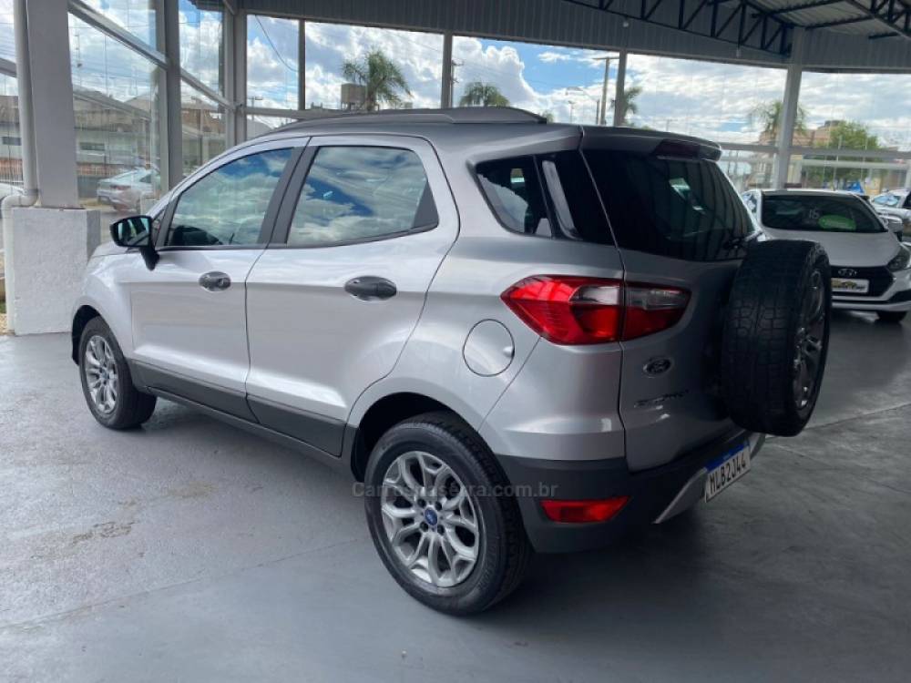 FORD - ECOSPORT - 2013/2014 - Prata - R$ 53.900,00