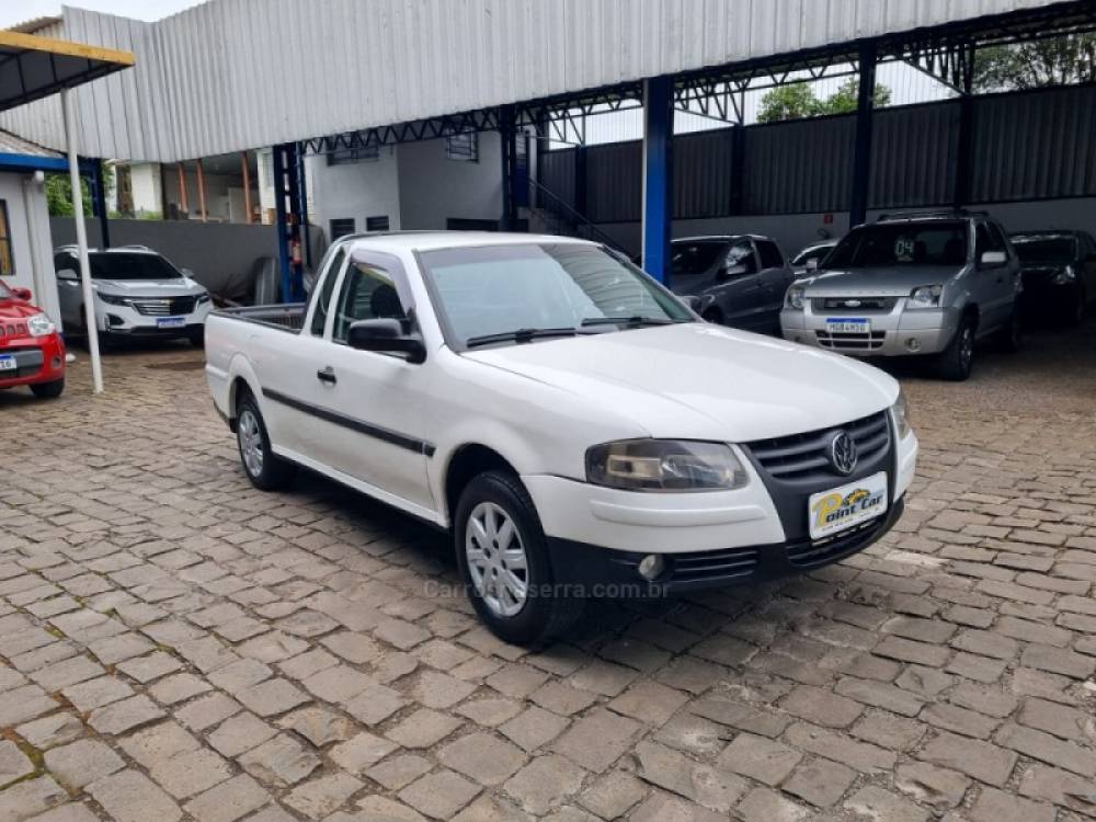 VOLKSWAGEN - SAVEIRO - 2008/2009 - Branca - R$ 27.500,00